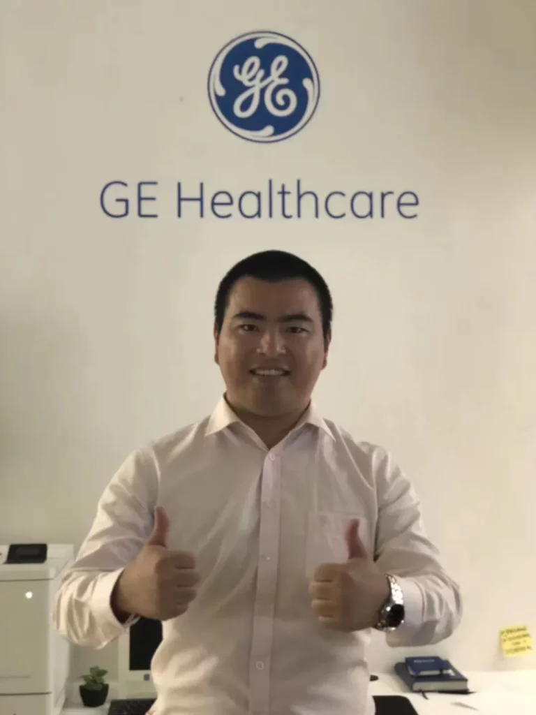 Akicare representative at a medical imaging exhibition