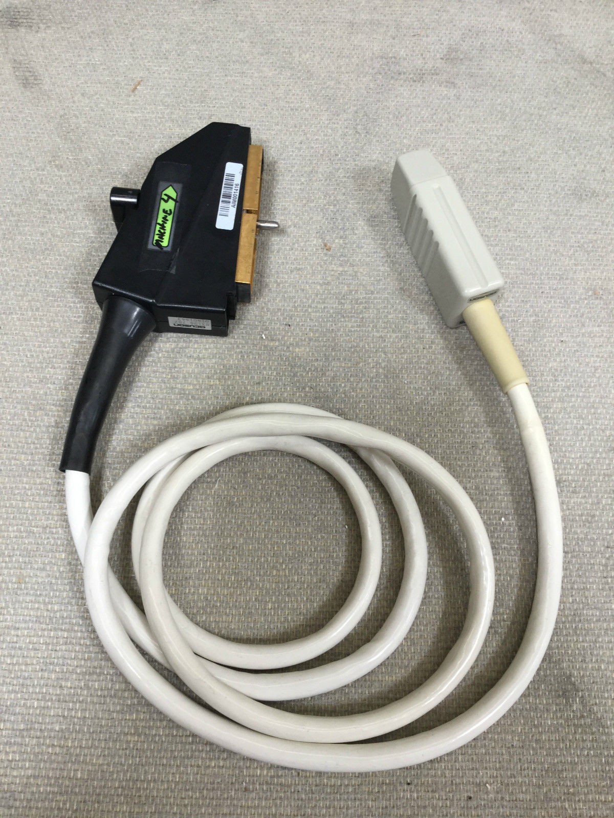 Acuson S3194 ultrasound probe