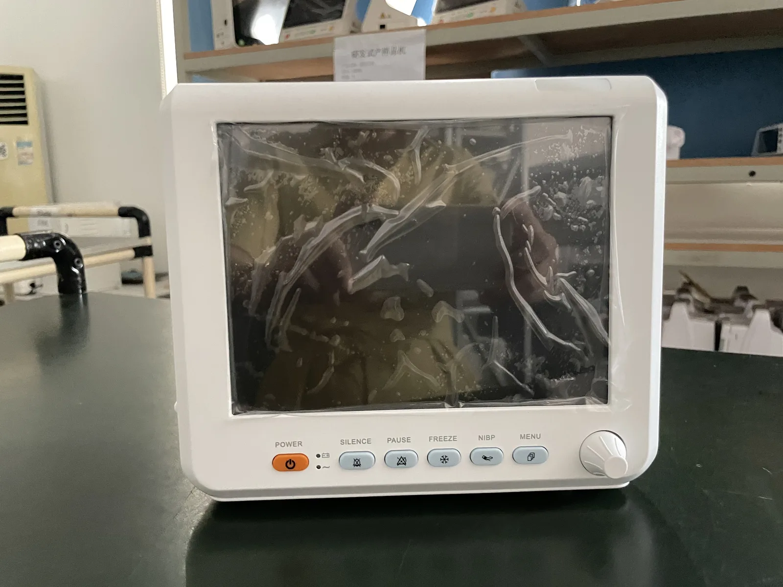 Akicare PM80D multi-parameter patient monitor - view 5